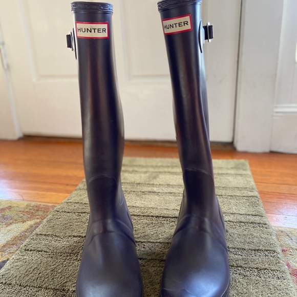 Hunter Shoes - Hunter original tall rain boots in size US 9